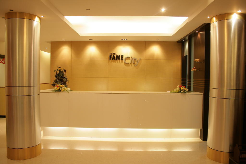 Hotel Fame City グワーハーティー エクステリア 写真