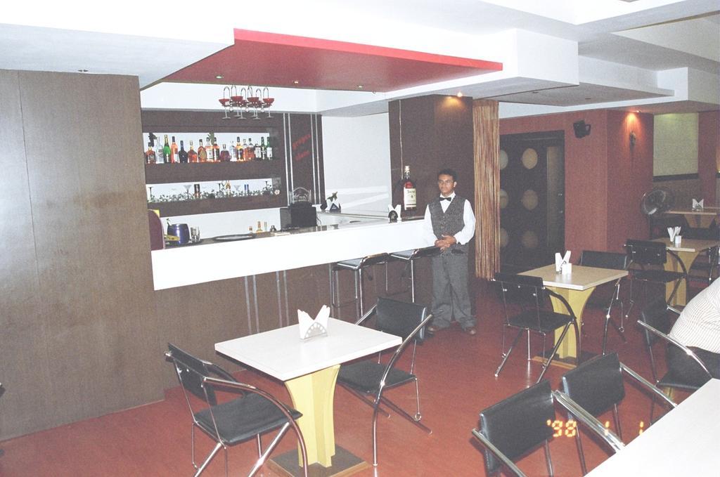 Hotel Fame City グワーハーティー エクステリア 写真
